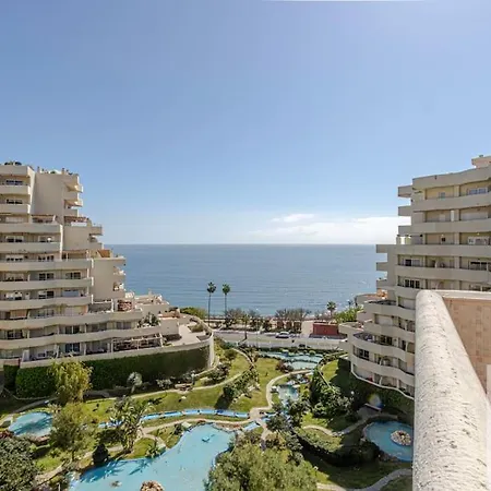 Benal With Sunny Terrace And Water Park Apartment *