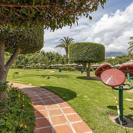 Benal With Sunny Terrace And Water Park Apartment Benalmadena
